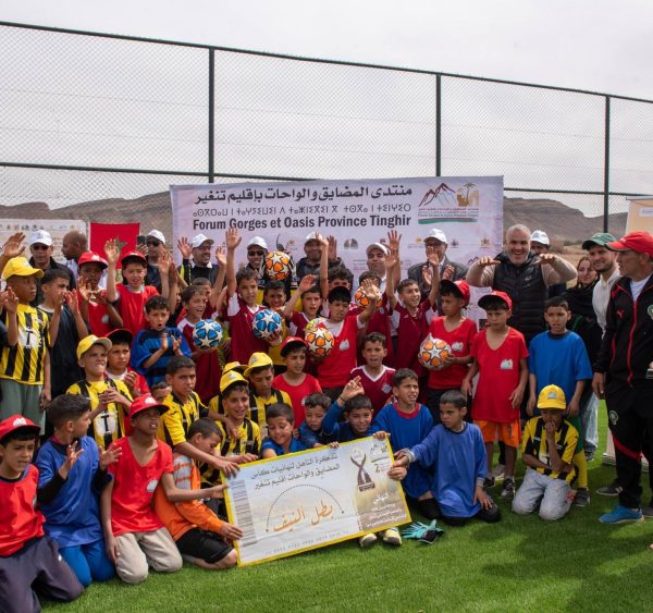 انطلاق الإقصائيات المحلية لكأس المضايق والواحات بألنيف بتأهل فريق مدرسة مصطفى أزواوي إلى النهائيات الإقليمية